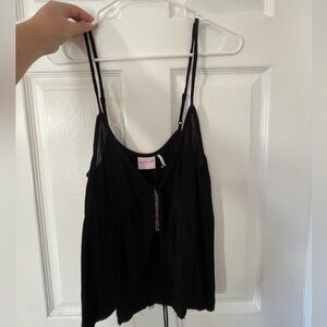 Black UrbanOutfitters top *it is not the exact same top as photo but similar